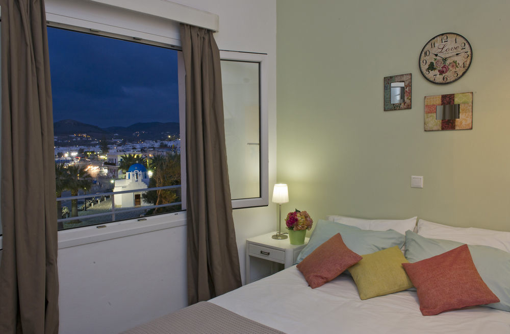 Hotel Oasis Парос Экстерьер фото