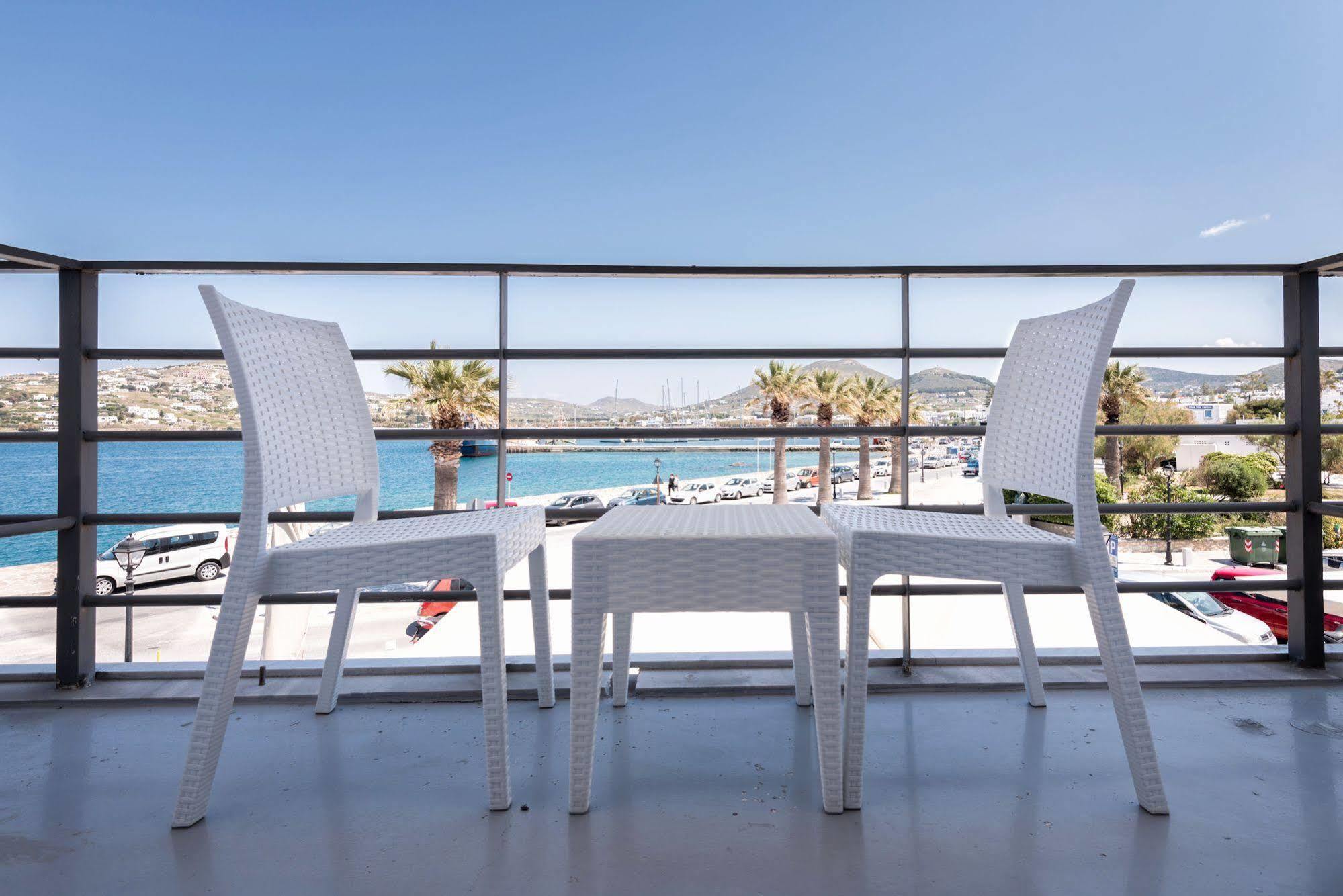 Hotel Oasis Парос Экстерьер фото